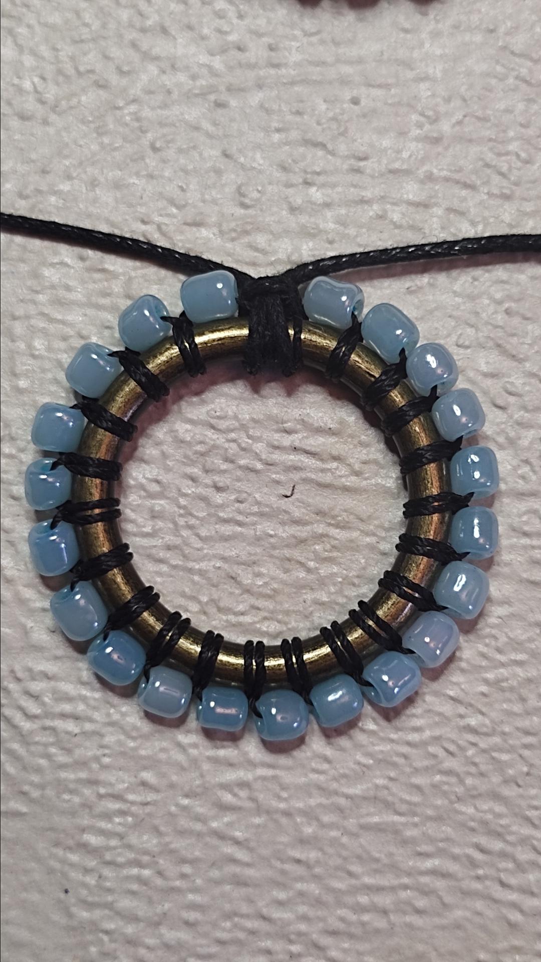 4 pendentifs perles bleues
