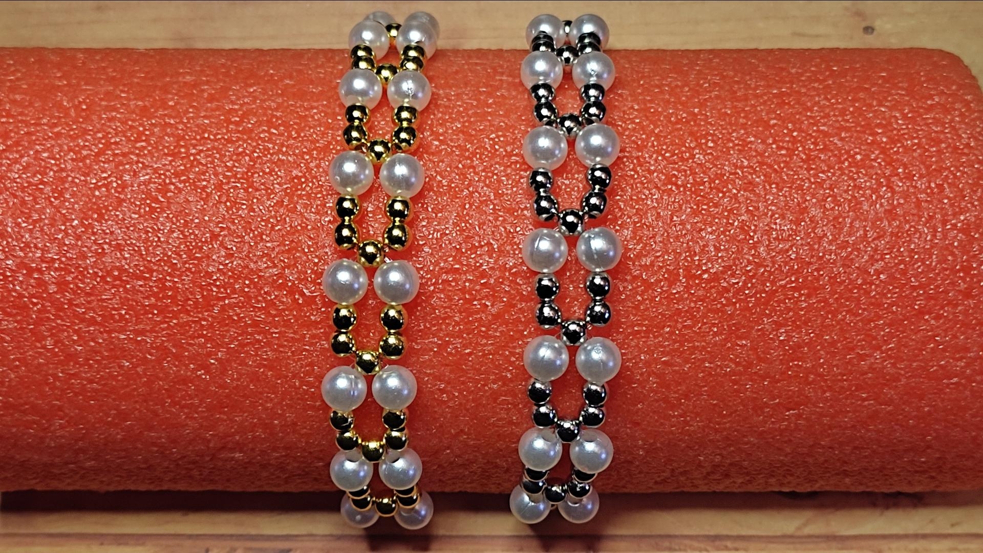 Bracelets perles rose et blanches coeur