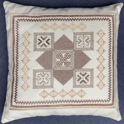 Coussin marron